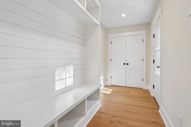 406 LONGWOOD DR, Haddonfield, NJ 08033