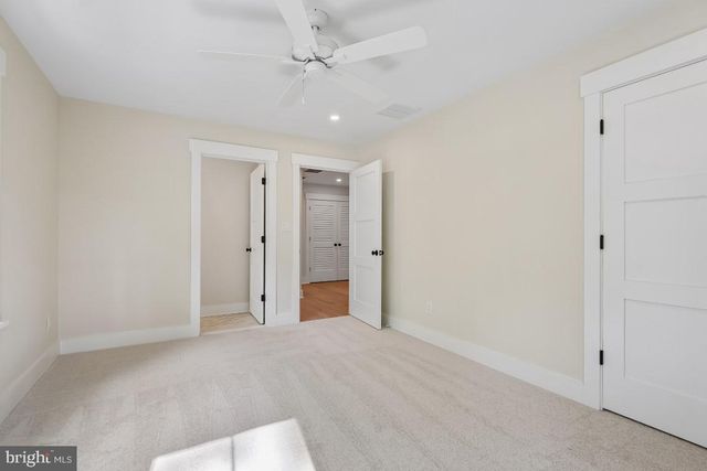 406 LONGWOOD DR, Haddonfield, NJ 08033