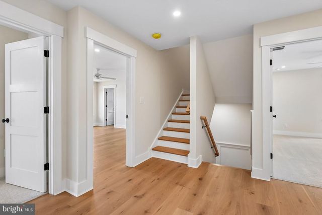 406 LONGWOOD DR, Haddonfield, NJ 08033