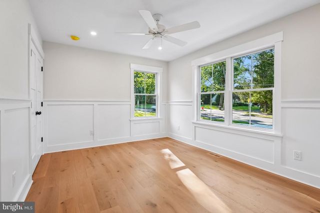 406 LONGWOOD DR, Haddonfield, NJ 08033