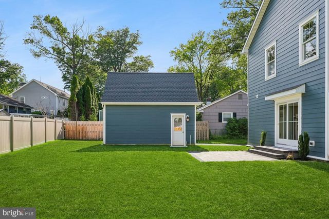 406 LONGWOOD DR, Haddonfield, NJ 08033