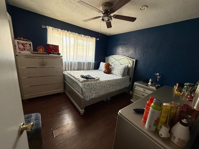 3858 E Dakota Avenue, Fresno, CA 93726