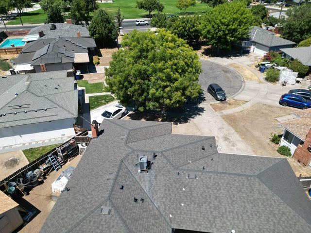 3858 E Dakota Avenue, Fresno, CA 93726