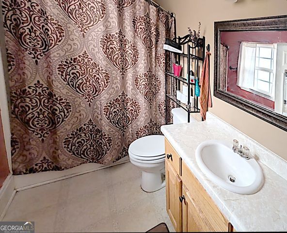 571 Suttles Road, Martin, GA 30557