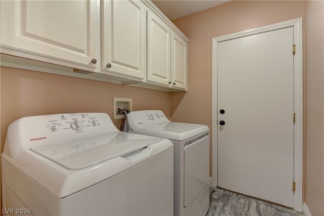 5862 Bluthe Bridge Avenue, Las Vegas, NV 89141