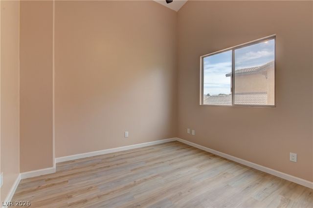 5862 Bluthe Bridge Avenue, Las Vegas, NV 89141