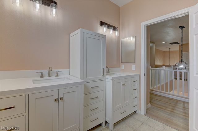 5862 Bluthe Bridge Avenue, Las Vegas, NV 89141