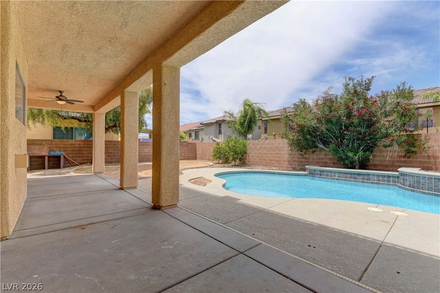 5862 Bluthe Bridge Avenue, Las Vegas, NV 89141