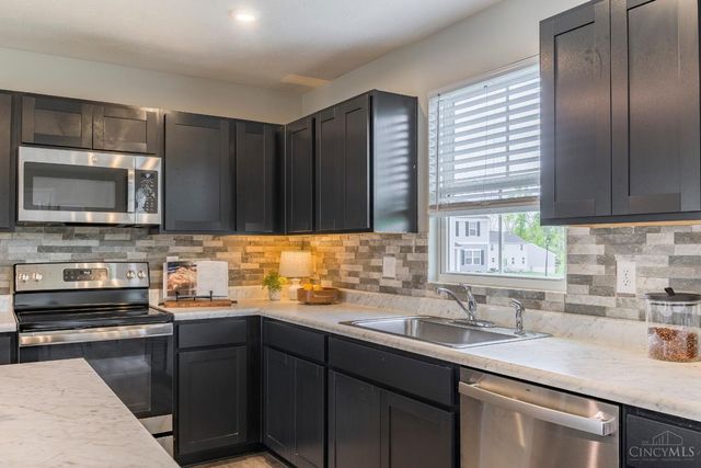 49 Cedarwood Drive, Pierce Twp, OH 45102