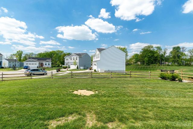 49 Cedarwood Drive, Pierce Twp, OH 45102