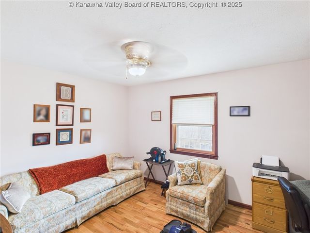 889 Fairview Lane, Given, WV 25245