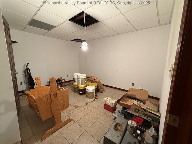 889 Fairview Lane, Given, WV 25245