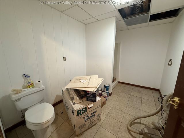 889 Fairview Lane, Given, WV 25245