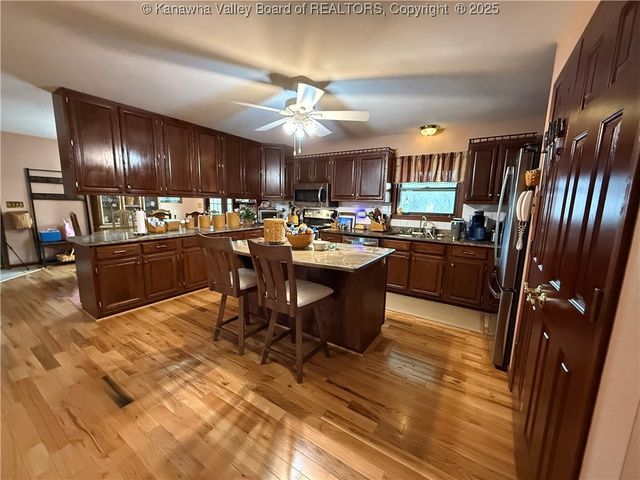 889 Fairview Lane, Given, WV 25245