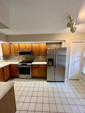 7608 SPRING BAY COVE S, Orlando, FL 32819