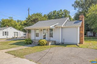 9 BRADLEY LN, Waynesboro, VA 22980