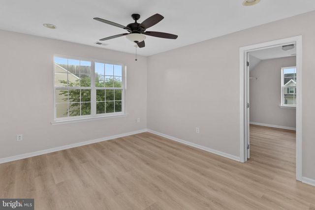316 CRESCENT DR, Bordentown, NJ 08505