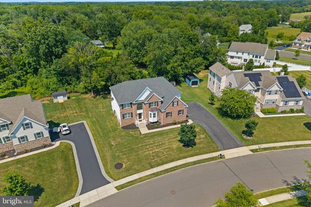316 CRESCENT DR, Bordentown, NJ 08505