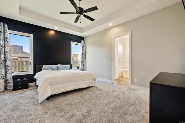 4904 Lake Vista Drive, Benton, AR 72019