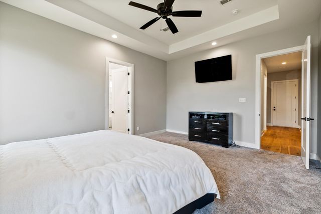 4904 Lake Vista Drive, Benton, AR 72019