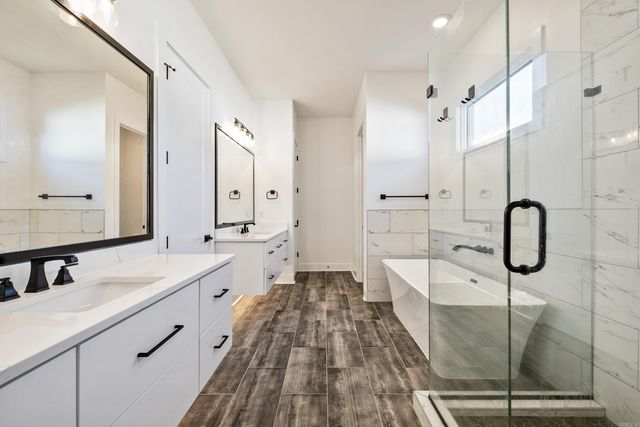 4904 Lake Vista Drive, Benton, AR 72019