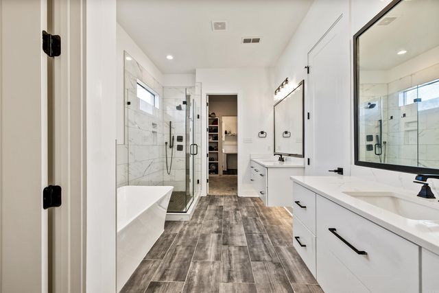 4904 Lake Vista Drive, Benton, AR 72019