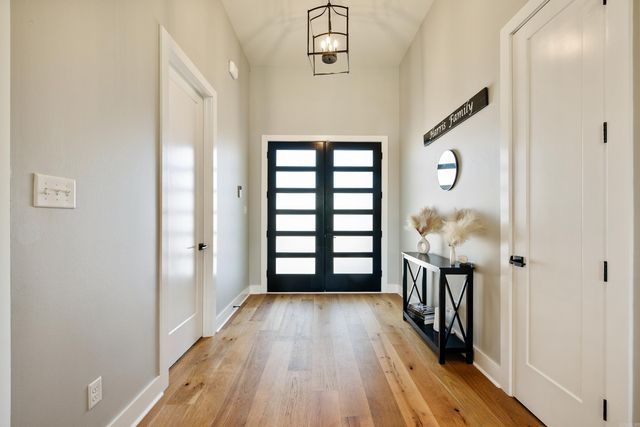 4904 Lake Vista Drive, Benton, AR 72019