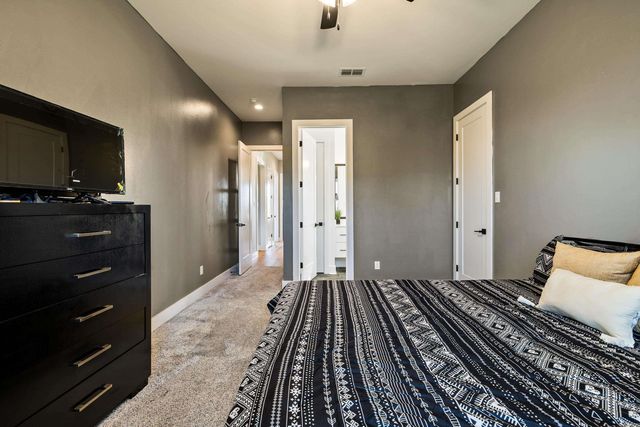 4904 Lake Vista Drive, Benton, AR 72019