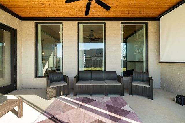 4904 Lake Vista Drive, Benton, AR 72019