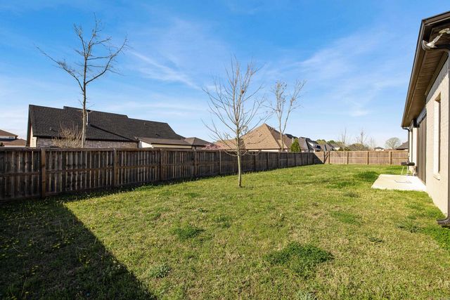 4904 Lake Vista Drive, Benton, AR 72019