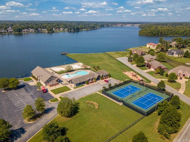 4904 Lake Vista Drive, Benton, AR 72019