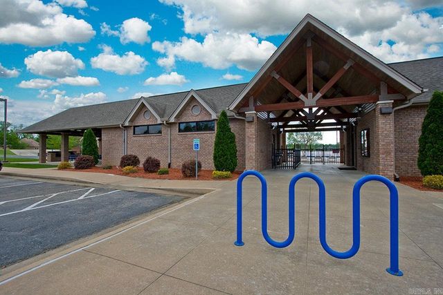 4904 Lake Vista Drive, Benton, AR 72019