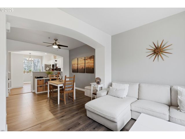 16010 Sw AUDUBON St 103, Beaverton, OR 97003