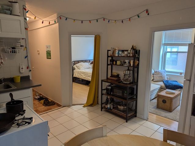 274 Cambridge St 6, Boston, MA 02114