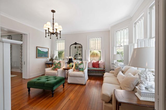 18 Logan Street, Charleston, SC 29401