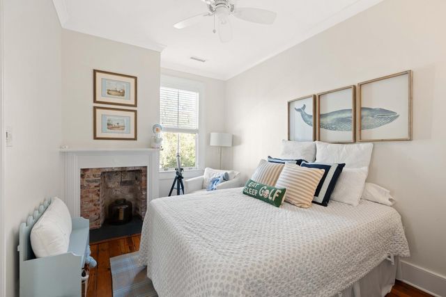 18 Logan Street, Charleston, SC 29401