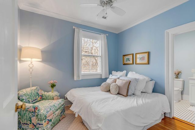 18 Logan Street, Charleston, SC 29401