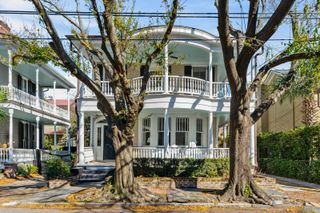 18 Logan Street, Charleston, SC 29401