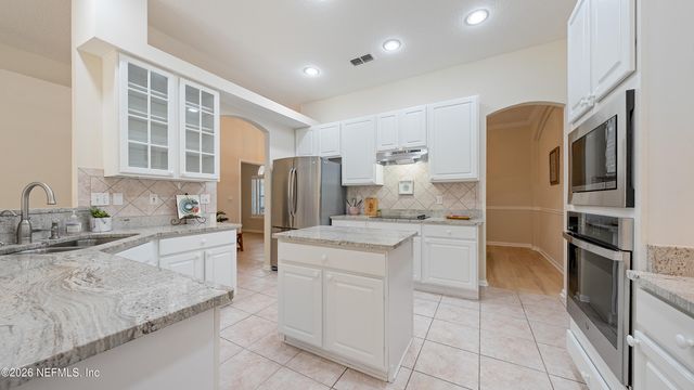 1265 QUEENS ISLAND Court, Jacksonville, FL 32225