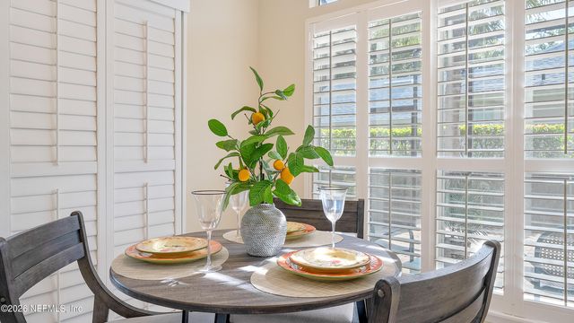 1265 QUEENS ISLAND Court, Jacksonville, FL 32225