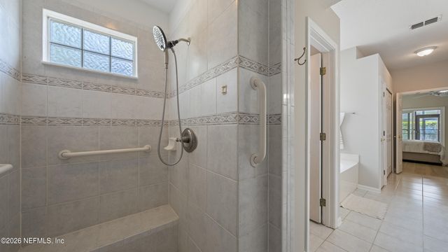 1265 QUEENS ISLAND Court, Jacksonville, FL 32225