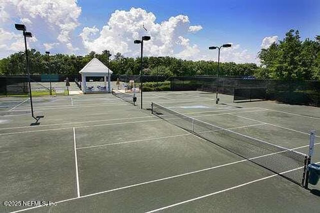 1265 QUEENS ISLAND Court, Jacksonville, FL 32225