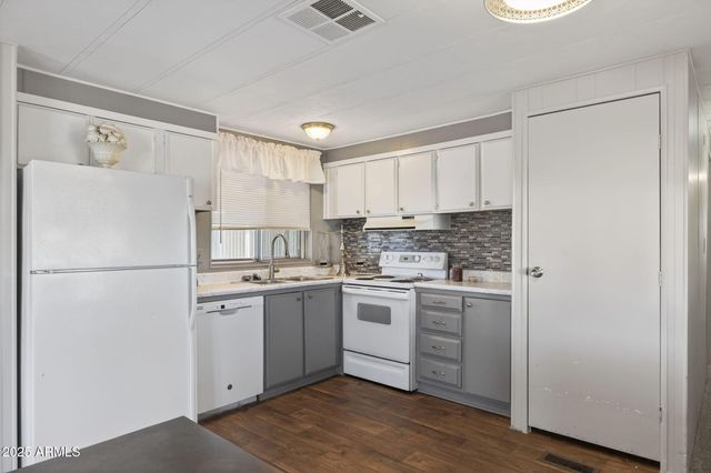 201 S GREENFIELD Road 310, Mesa, AZ 85206