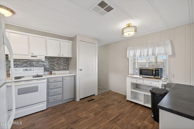 201 S GREENFIELD Road 310, Mesa, AZ 85206