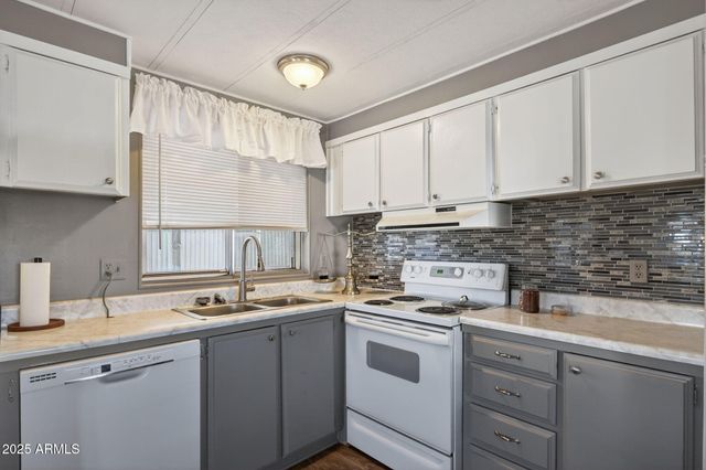 201 S GREENFIELD Road 310, Mesa, AZ 85206