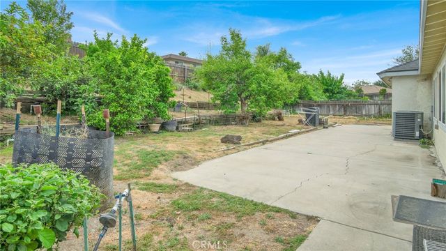 25799 Lawton, Loma Linda, CA 92354