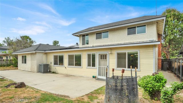 25799 Lawton, Loma Linda, CA 92354