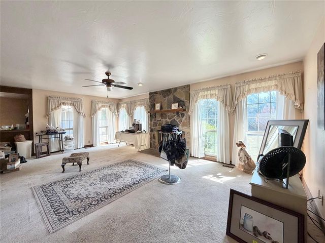 1 Oakridge Drive, Shawnee, OK 74804