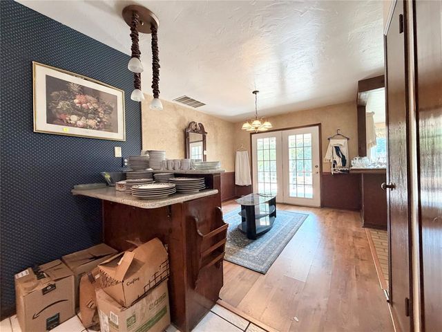 1 Oakridge Drive, Shawnee, OK 74804