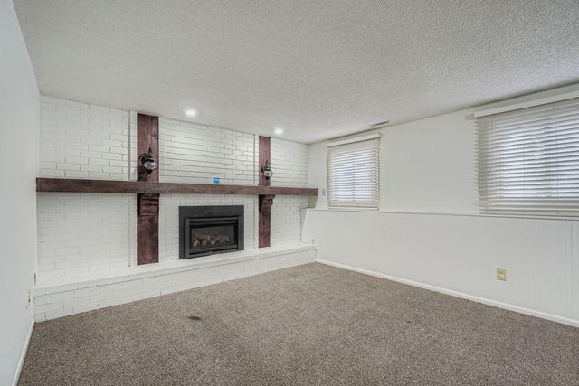 8317 Rhode Island Drive N, Brooklyn Park, MN 55445